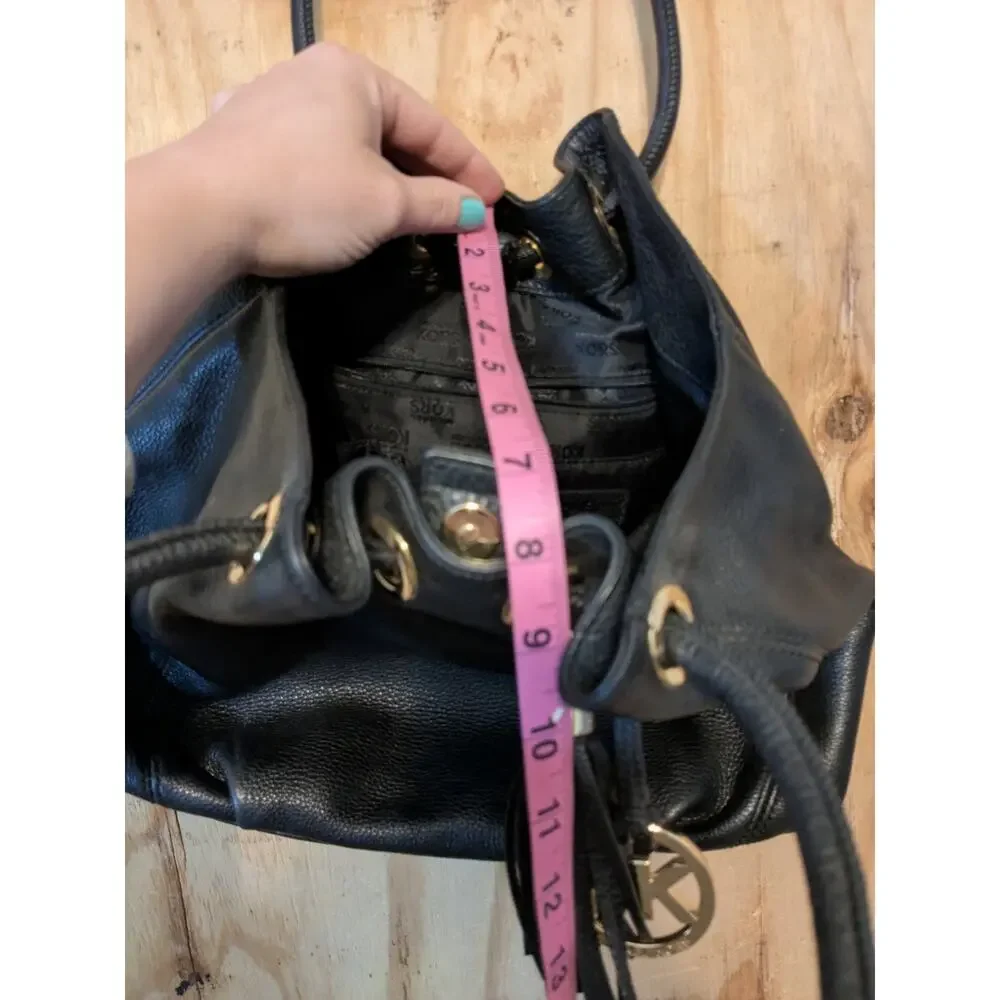 Michael Kors Black Leather East West Ring Tote Purse Shoulder Bag Tassel Charm